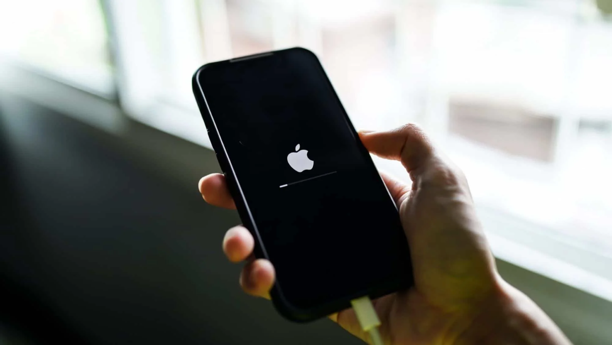 باگ‌های iOS 18 و تغییرات جدید: آیا آپدیت کنیم؟