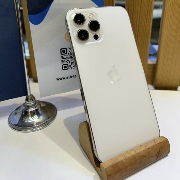 گوشی موبایل اپل IPhone 12 Pro Max ظرفیت 256GB پارت نامبر ZA/A رنگ سفید باتری 77% – کارکرده
